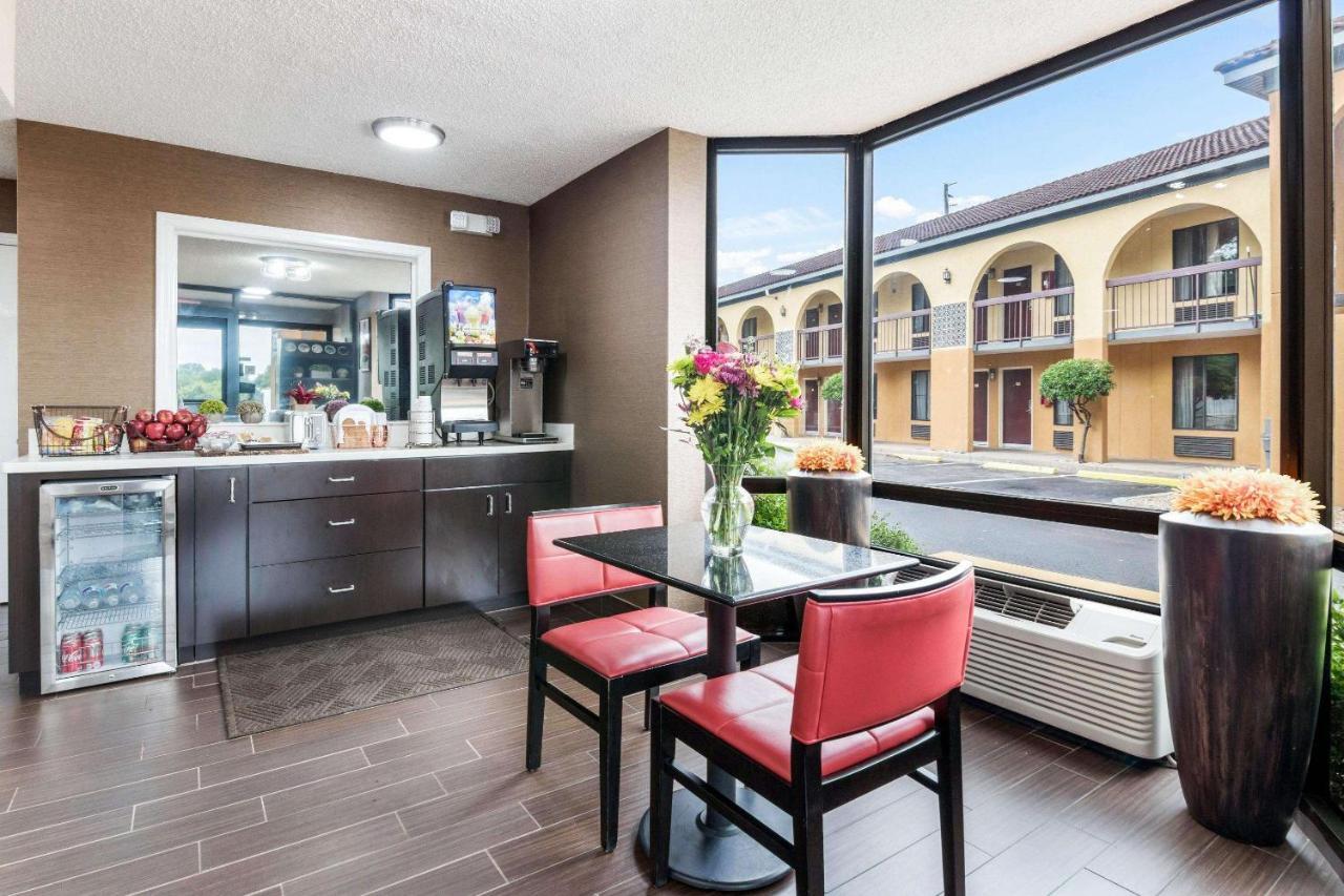 Econo Lodge Gainesville Eksteriør bilde