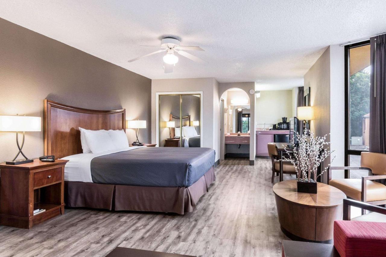 Econo Lodge Gainesville Eksteriør bilde
