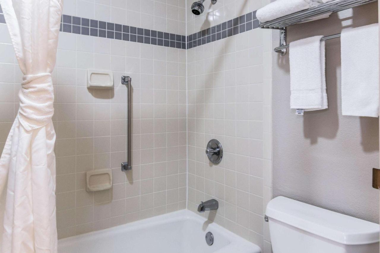 Econo Lodge Gainesville Eksteriør bilde