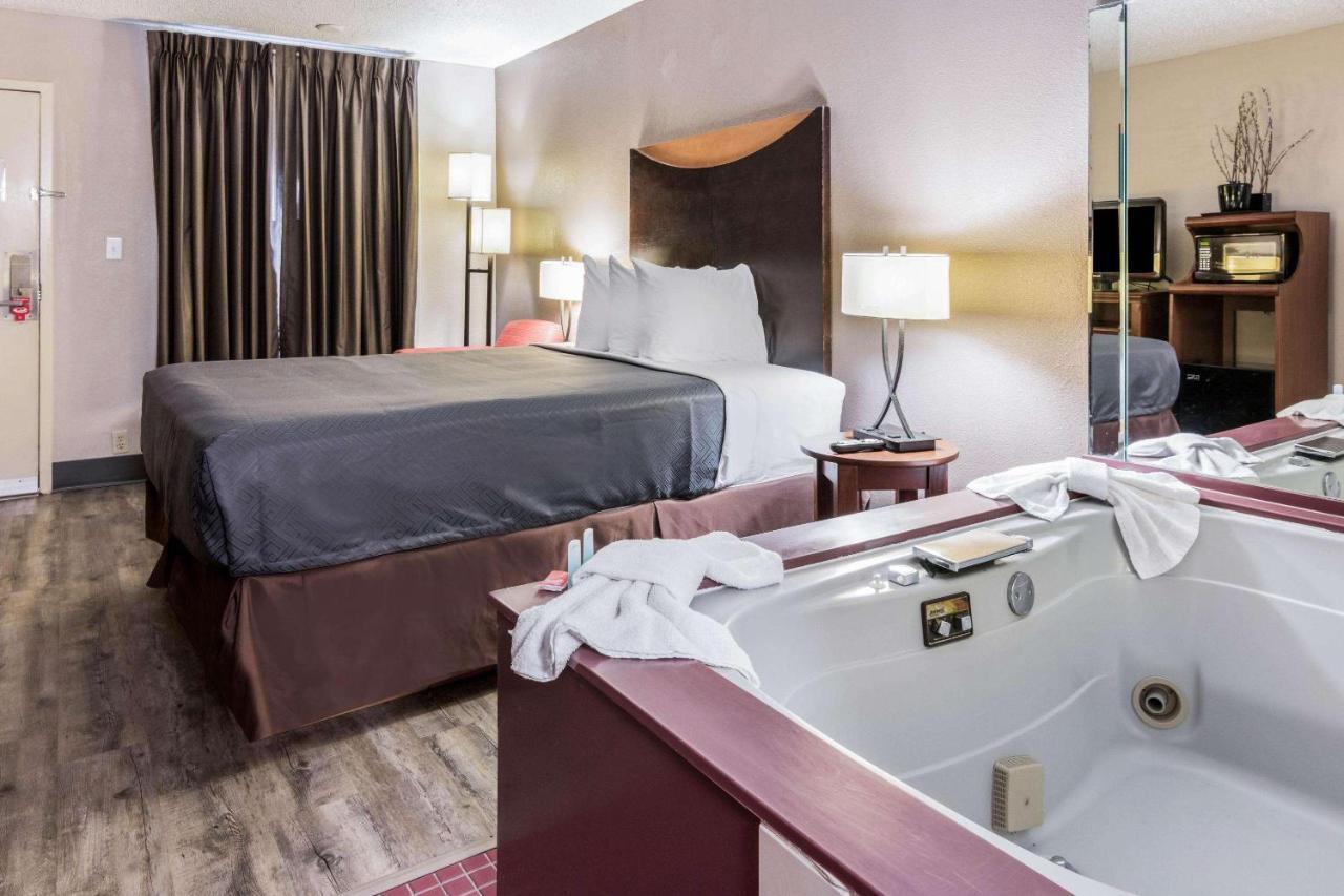 Econo Lodge Gainesville Eksteriør bilde