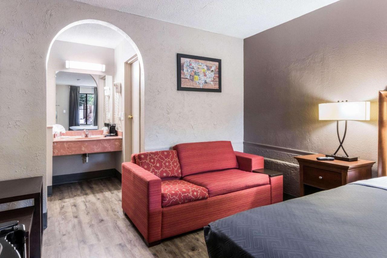 Econo Lodge Gainesville Eksteriør bilde