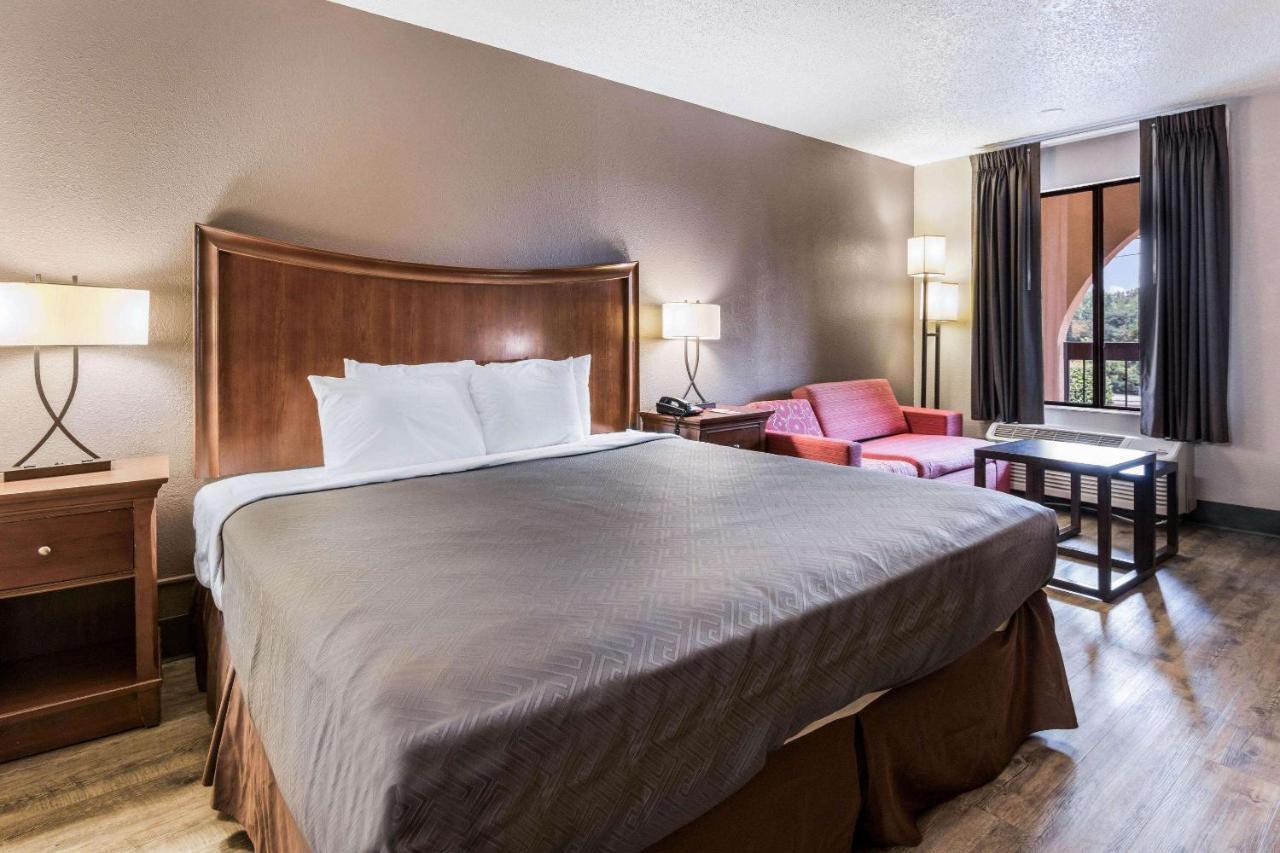 Econo Lodge Gainesville Eksteriør bilde
